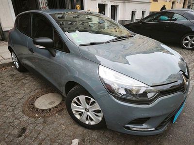 Gebraucht Renault Clio IV Life 76 PS (55 kW) 2019 Grau Limousine