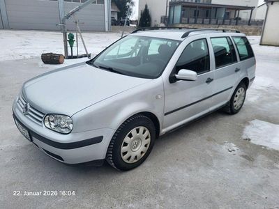 Silber Gebraucht 2001 VW Golf IV Kombi | 2.000 € (Teuer)