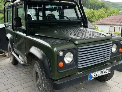 Gebraucht Land Rover Defender 86 PS (63 kW) 1987 Grün SUV