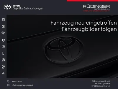 Gebraucht Toyota Corolla Club 122 PS (89 kW) 2019 Novaweiß perleffekt, dach schwarz Limousine