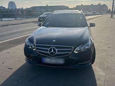 Mercedes E220