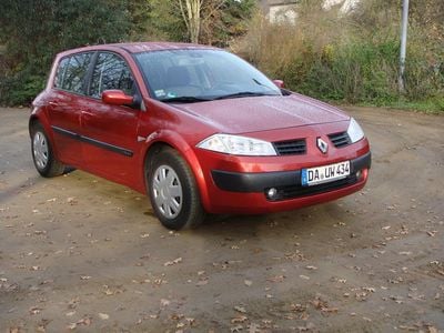 Gebraucht Renault Mégane II 113 PS (83 kW) 2003 Rot metallic Limousine