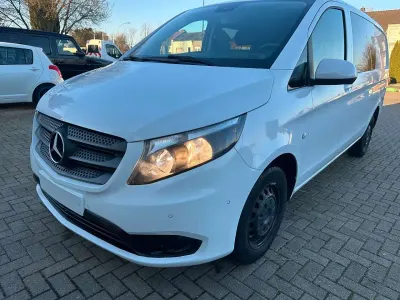 Gebraucht Mercedes Vito 163 PS (119 kW) 2017 Arktikweiss Van