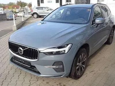 Begagnad Volvo XC60 Momentum 197 HK (144 kW) 2021 Grå SUV