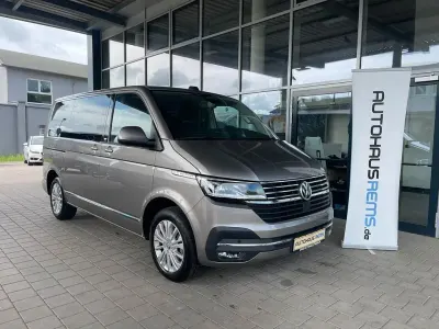 Gebraucht VW Multivan 150 PS (110 kW) 2021 Beige Van / Kleinbus