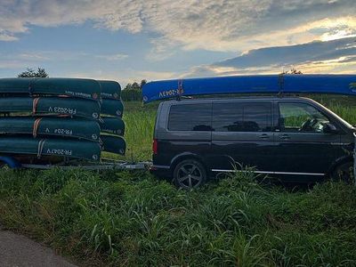 Grau Gebraucht 2017 VW Multivan Van | 30.000 € (Guter Preis)