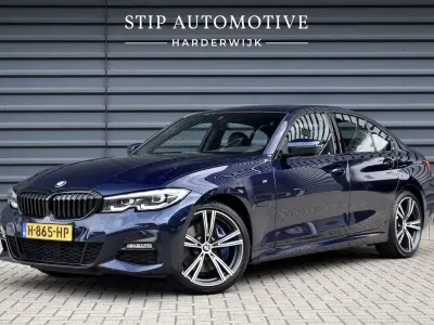 Gebraucht BMW 330e M Sport 292 PS (214 kW) 2020 Blau Limousine