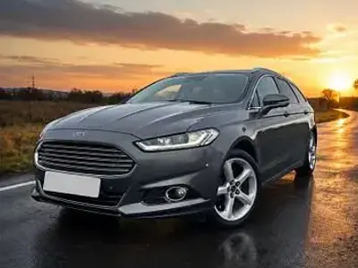Usado Ford Mondeo Titanium 180 CV (132 kW) 2017 Gris Berlina