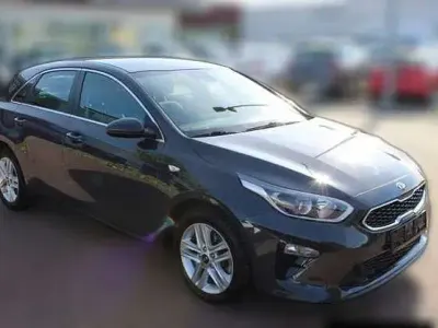 Gebraucht Kia Ceed Vision 136 PS (100 kW) 2021 Grau metallic Kleinwagen