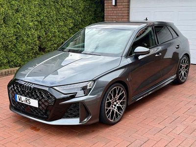 Gebraucht Audi RS3 Ambiente 400 PS (294 kW) 2024 Grau Limousine
