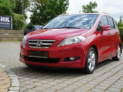 Honda FR-V