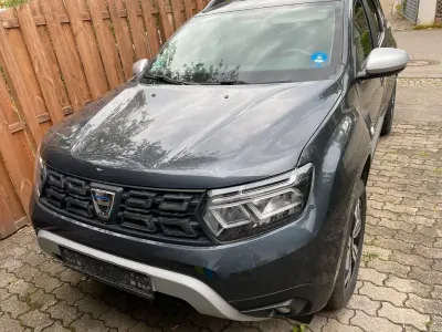 Gebraucht Dacia Duster 116 PS (85 kW) 2022 Grau SUV