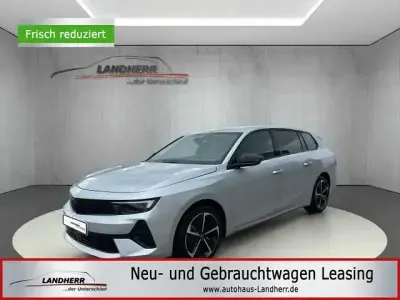 Używany Opel Astra 131 KM (96 kW) 2024 Srebrny Kombi