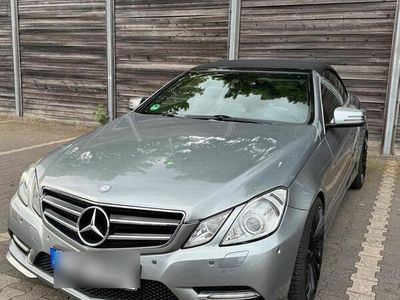 Mercedes E200