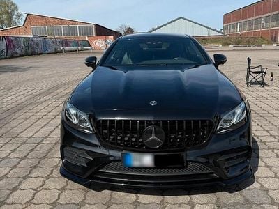 Usata Mercedes E400 333 CV (244 kW) 2017 Nero Coupé