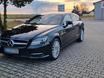 Mercedes CLS350 Shooting Brake