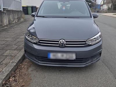 Gebraucht VW Touran United 150 PS (110 kW) 2021 Grau Van / Kleinbus