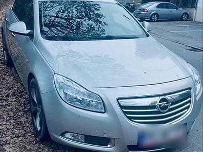 Second-hand Opel Insignia Edition 131 CP (96 kW) 2010 Argintiu Berlinǎ