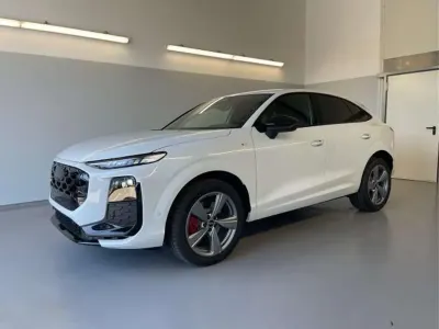 Gebraucht Audi Q3 Sportback S-Line 204 PS (150 kW) 2026 [2y2y] gletscherweiß metallic SUV