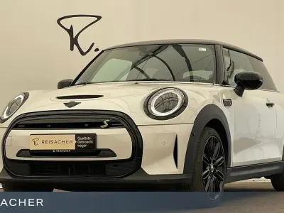 Gebraucht Mini Cooper SE Classic 135 kW (184 PS) 2023 Weiß Kleinwagen