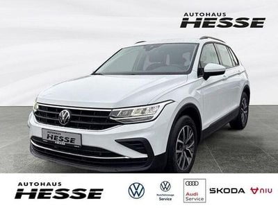 Gebraucht VW Tiguan Life 150 PS (110 kW) 2022 Weiß SUV
