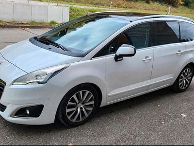 Gebraucht Peugeot 5008 Allure 163 PS (119 kW) 2014 Weiß Van / Kleinbus