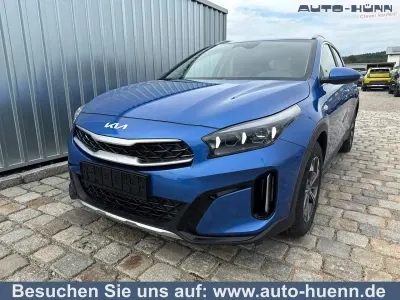 Neu Kia XCeed Style 150 PS (110 kW) 2026 Blue flame metallic SUV