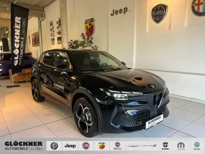 Gebraucht Alfa Romeo Junior Edizione Speciale 145 PS (106 kW) 2025 Schwarz SUV