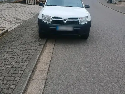 Gebraucht Dacia Duster 105 PS (77 kW) 2012 Weiß SUV