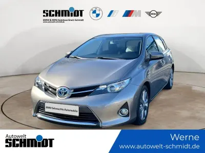 Gebraucht Toyota Auris Hybrid Edition 136 PS (100 kW) 2013 Braun Limousine