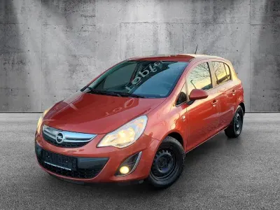 Używany Opel Corsa Active 87 KM (63 kW) 2013 Czerwony Hatchback