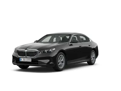 Gebraucht BMW 520 Sport Line 197 PS (144 kW) 2025 Schwarz Limousine