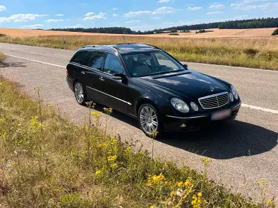 Gebraucht Mercedes E500 Avantgarde 306 PS (225 kW) 2004 Schwarz Kombi