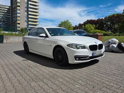 Second-hand BMW 530 258 CP (189 kW) 2014 Alb Berlinǎ