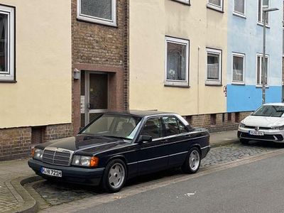 Blau Gebraucht 1993 Mercedes 190 Limousine | 4.999 €