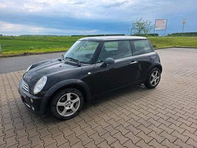 Second-hand Mini ONE 90 CP (66 kW) 2005 Negru Hatchback