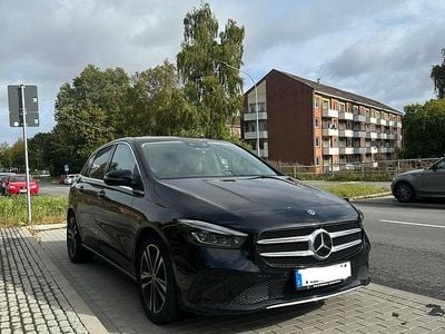 Mercedes B220