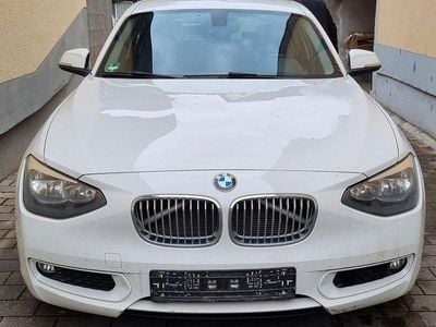 Gebraucht BMW 116 Urban Line 136 PS (100 kW) 2012 Weiß Kleinwagen