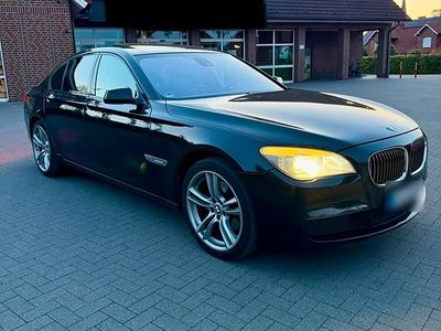 Begagnad BMW 740 Shadowline 306 HK (225 kW) 2011 Svart Sedan
