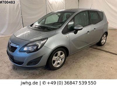 Silber Gebraucht 2012 Opel Meriva Van / Kleinbus | 4.950 € (Guter Preis)