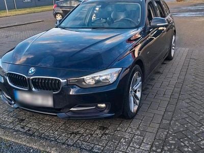Usata BMW 320 235 CV (172 kW) 2014 Blu Station wagon