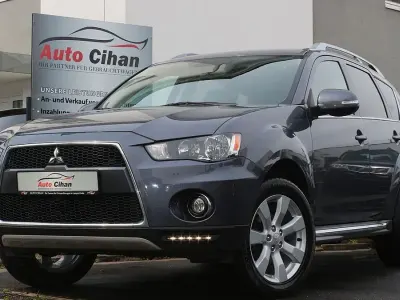 Gebraucht Mitsubishi Outlander Edition 147 PS (108 kW) 2011 Grau SUV
