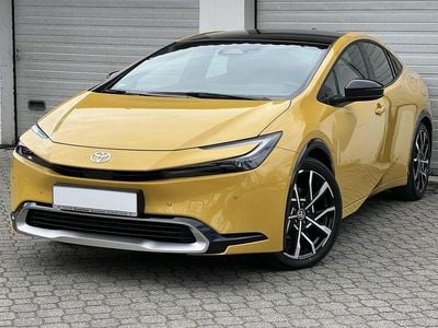 Gebraucht Toyota Prius Plug-in Hybrid Advance 223 PS (164 kW) 2025 Mustard Kleinwagen