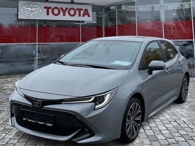Gebraucht Toyota Corolla Team 116 PS (85 kW) 2021 Cement grey Limousine