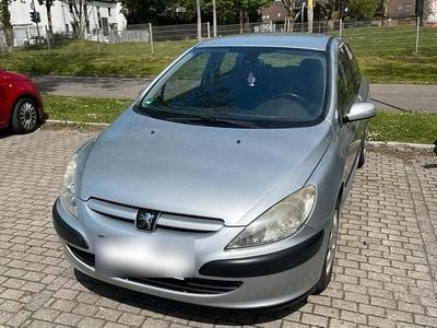 Second-hand Peugeot 307 109 CP (80 kW) 2003 Argintiu Hatchback