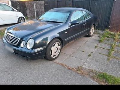 Mercedes CLK320