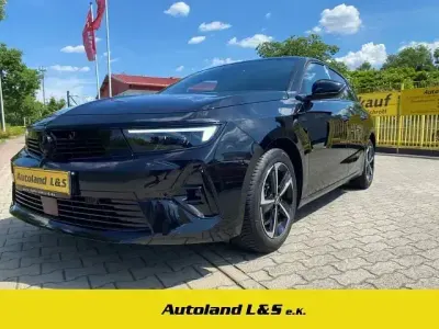 Gebraucht Opel Astra 131 PS (96 kW) 2025 Lackierung schwarz perla nera/ Kleinwagen
