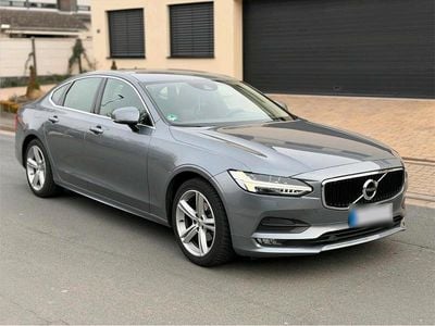 Gebraucht Volvo S90 Momentum 190 PS (139 kW) 2019 Limousine