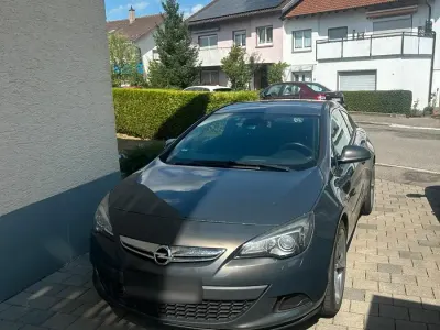 Gebraucht Opel Astra GTC 170 PS (125 kW) 2014 Coupé
