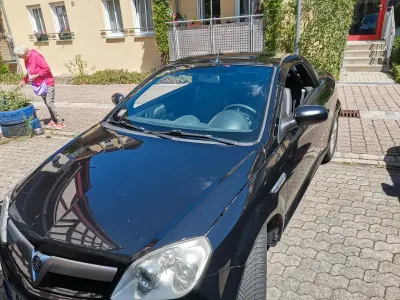 Gebraucht Opel Tigra 125 PS (91 kW) 2007 Schwarz Cabrio